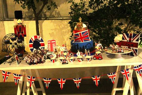 London Theme Birthday Party England Queen Union Jack Flag Cupcakes