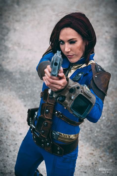 Fallout 4 Sole Survivor Cosplay More Cosplay Outfits Best Cosplay Cosplay Girls Cosplay