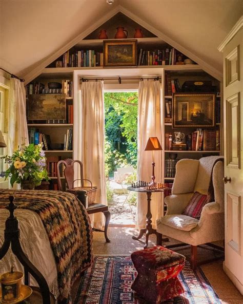15 Reading Nook Inspiration Ideas To Help You Create Your Own Cozy