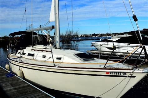 Pearson 33 Boats For Sale