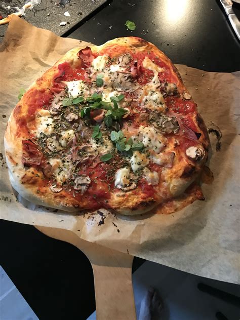 Odavad lennud marsruudil naples essen. Pin on Lilla Napoli Pizza