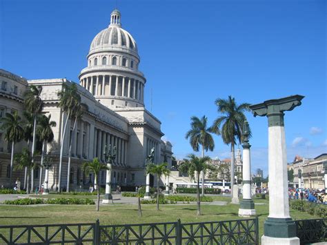 Fileel Capitolio Havana Wikimedia Commons