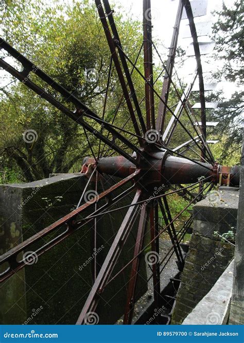 Painshill Metal Water Wheel Very Large From England Stock Photo
