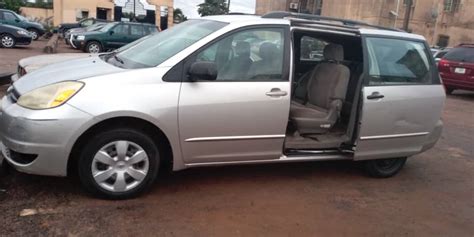 Reg 04 Toyota Sienna For Sale 13m Asking Price Autos Nigeria