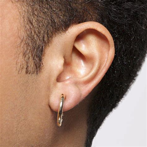 How To Identify Right Men Earrings