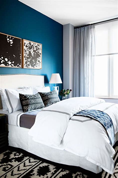 Awesome 30 Stunning Blue Bright Wall Design Ideas For Your Bedroom