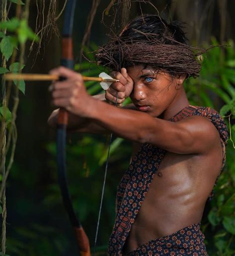 Photographer Documented An Indigenous Tribe With Strange Genetic Fluke