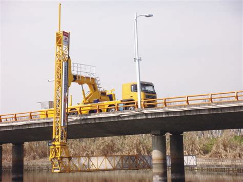 Heavy Duty Bridge Inspection Equipment 8x4 22m Under Bridge Access