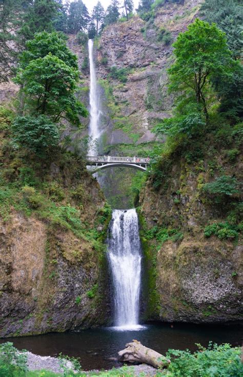Is Multnomah Falls Worth Hiking To The Top Of