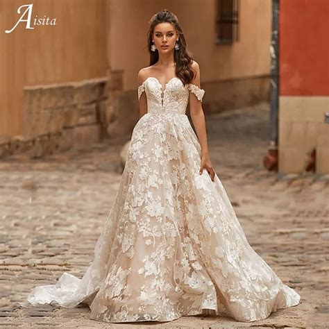 Why Were Predicting Extravagant Wedding Dresses For 2021 Vlrengbr