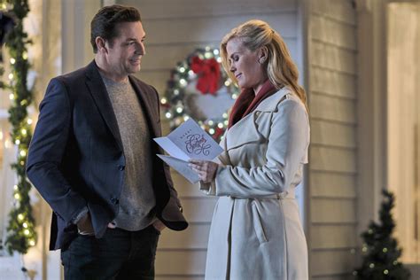 ‘open By Christmas Hallmark Movie Premiere Cast Trailer Synopsis