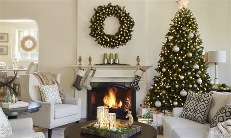 Beautiful Traditional Christmas Decor Ideas For Your Home