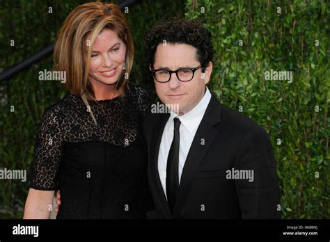 Jj Abrams Und Katie Mcgrath Kommen Für Die 2013 Vanity Fair Oscar