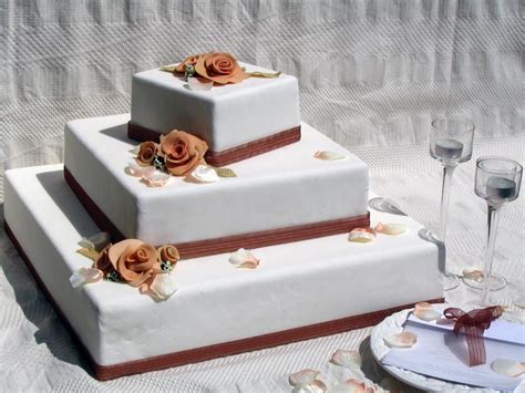 Torte Za Svadbe Mala Kuća Kolača