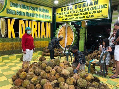 Ucok Durian Medan Kelezatan 24 Jam Agenda Indonesia