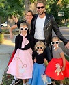 Ryan Hansen is Married to Wife: Amy Russel. Kids – wifebio.com