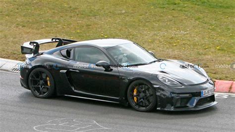 Porsche Cayman Gt Rs Spied With Different Parts At Nurburgring Automoto Tale