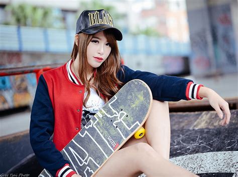 Check spelling or type a new query. Skater Blurry Wallpaper / Hd Wallpaper Skateboard Skater ...