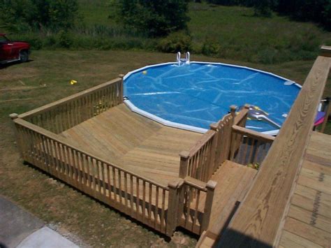 Mistakes to avoid while building the deck? Find Above Ground Pool Deck Pictures for Multi Level Deck | Building a deck, Above ground pool ...