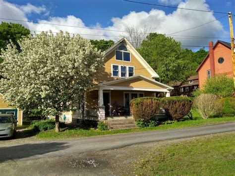 16 Lyons Street Dummerston Vermont Sold In 2021