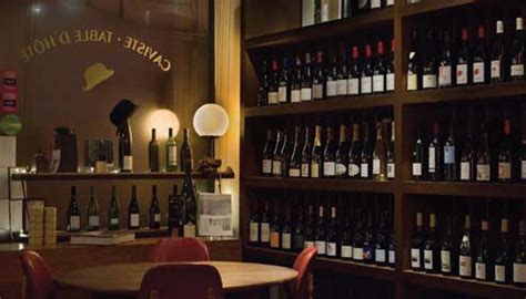 Chapeau melon \ʃa.po mə.lɔ̃\ masculin. Le Chapeau Melon