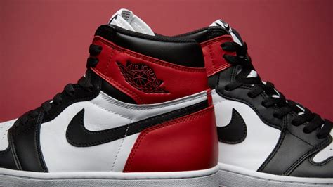 Nike Air Jordan 1 つま黒 Black Toeが115に発売予定【購入者レビュー有り】