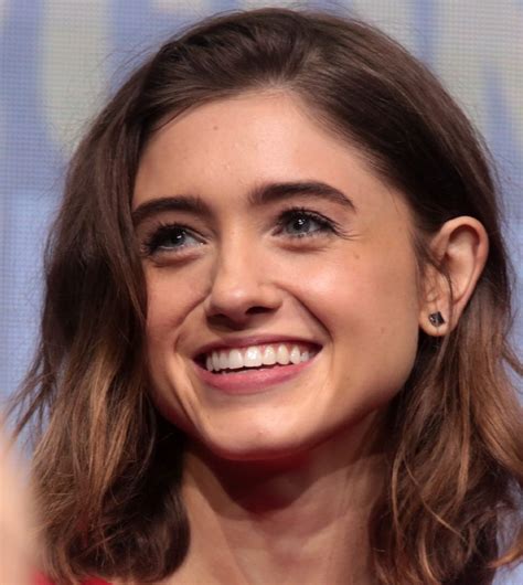 Natalia Dyer Net Worth 2019 Height Age Bio And Facts