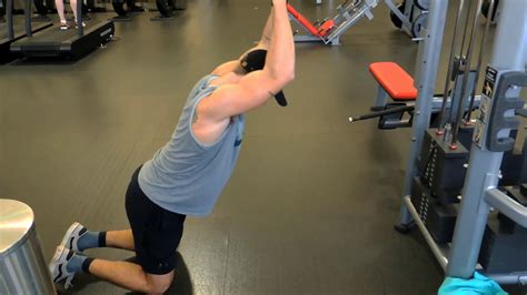 Kneeling Cable Ab Pulldown Youtube