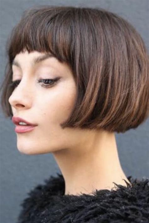 French Bobs Are The Très Chic Hair Trend Of 2017 Wavy Bob Hairstyles