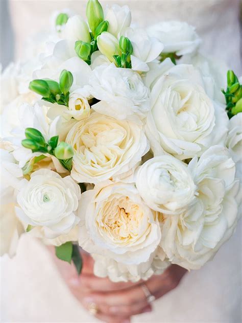 16 Stunning Ranunculus Bouquets