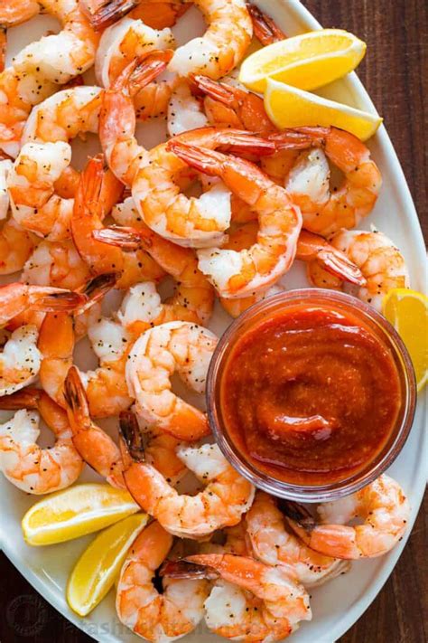Dress yours up with these three dips that take less than 10 minutes to prepare. Pretty Shrimp Cocktail Platter Ideas - Shrimp Cocktail ...