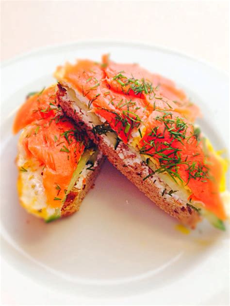 Cold smoked salmon and dukkah eggs breakfast bowl recipe How to Make Easy Breakfasts: Sandwich With Smoked Salmon ...