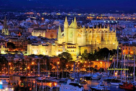 Zamieszkuje ją 859 289 mieszkańców. Majorka, Hiszpania - wakacje 2018 i 2019: wczasy ...