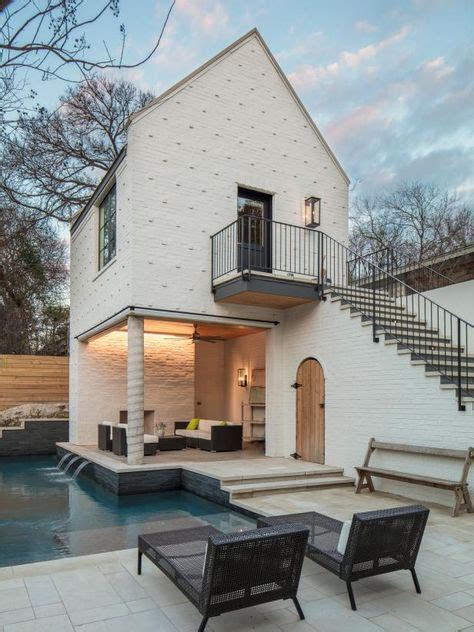 Contemporary Home Clad In Texas Limestone Image To U