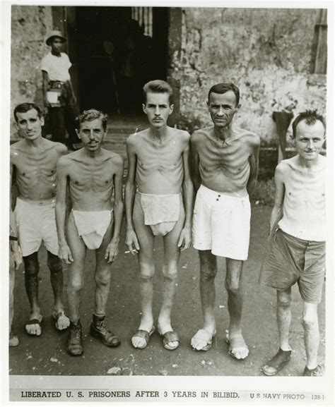 Liberated American Pows At Bilibid Prison Muntinlupa 1945 The