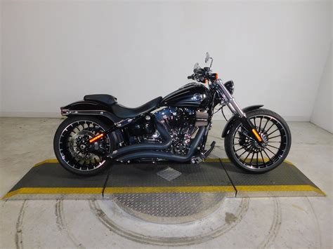Pre Owned 2017 Harley Davidson Softail Breakout Fxsb Softail In