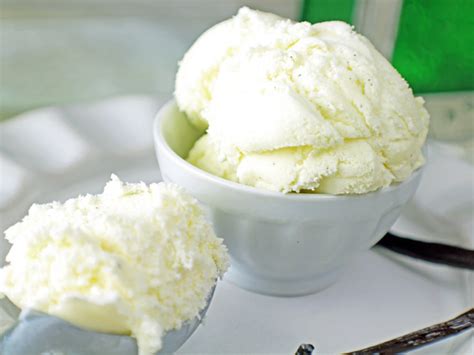 Homemade Vanilla Bean Ice Cream Recipe Wanna Bite