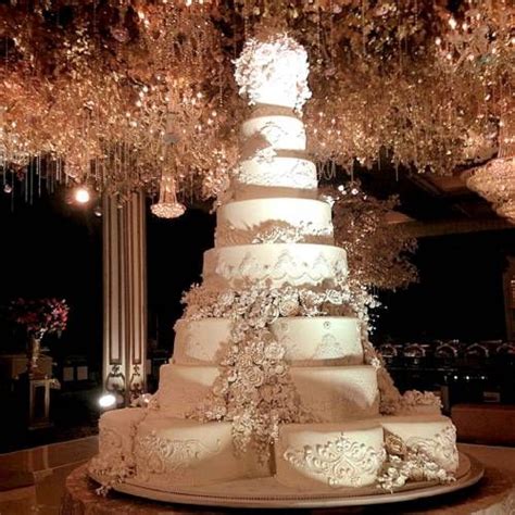 le novelle cake extravagant wedding cakes themed wedding cakes wedding cakes