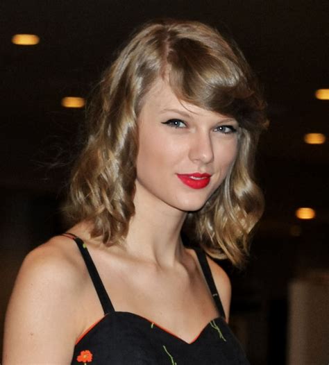 Taylor Swift At Narita International Airport In Japan June 2014