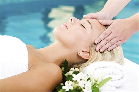 spa week toronto means 50 luxury spa treatments at over 25 spas around gta shedoesthecity