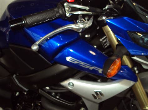 suzuki gsr 750 abs 2015 naked motorbike gsr750