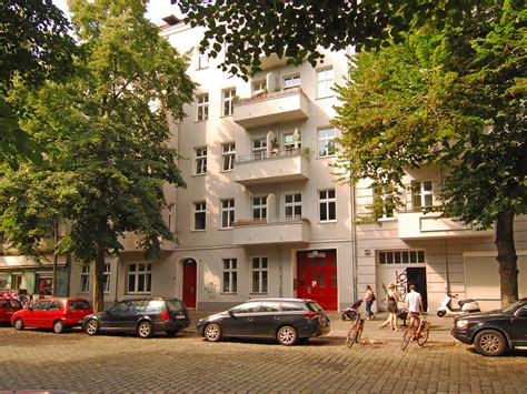 Berlin Reuterkiez Direkt Am Platz Modernisierte Altbauwohnung Mit