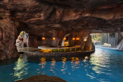 19 Of The Worlds Best Swim Up Bars With Map And Images Seeker