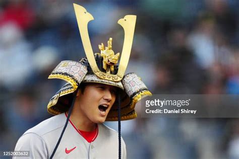Kabuto To Photos And Premium High Res Pictures Getty Images