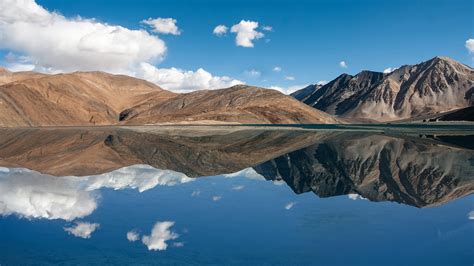 Pangong Tso Lake In Tibet Wallpaper For Desktop 1920x1080 Full Hd