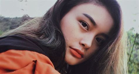 Ini Dia Sosok Wanita Asal Bandung Yang Foto Ktp Nya Viral Karena Kelewat Cantik Prfm News