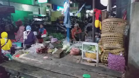 Keramaian Pasar Gabus Jatinom Klaten 0200 Wib Youtube