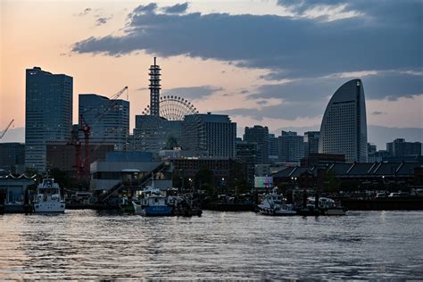 Wallpaper City Buildings Coast Boats Architecture Hd Widescreen