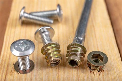 Special Screws For Joining Wood Carpentry Accessories For Building