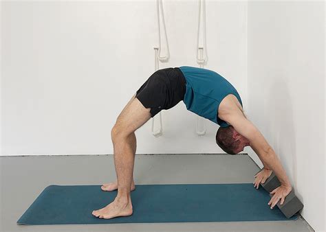 Urdhva Dhanurasana Upward Bow Pose Yoga Selection